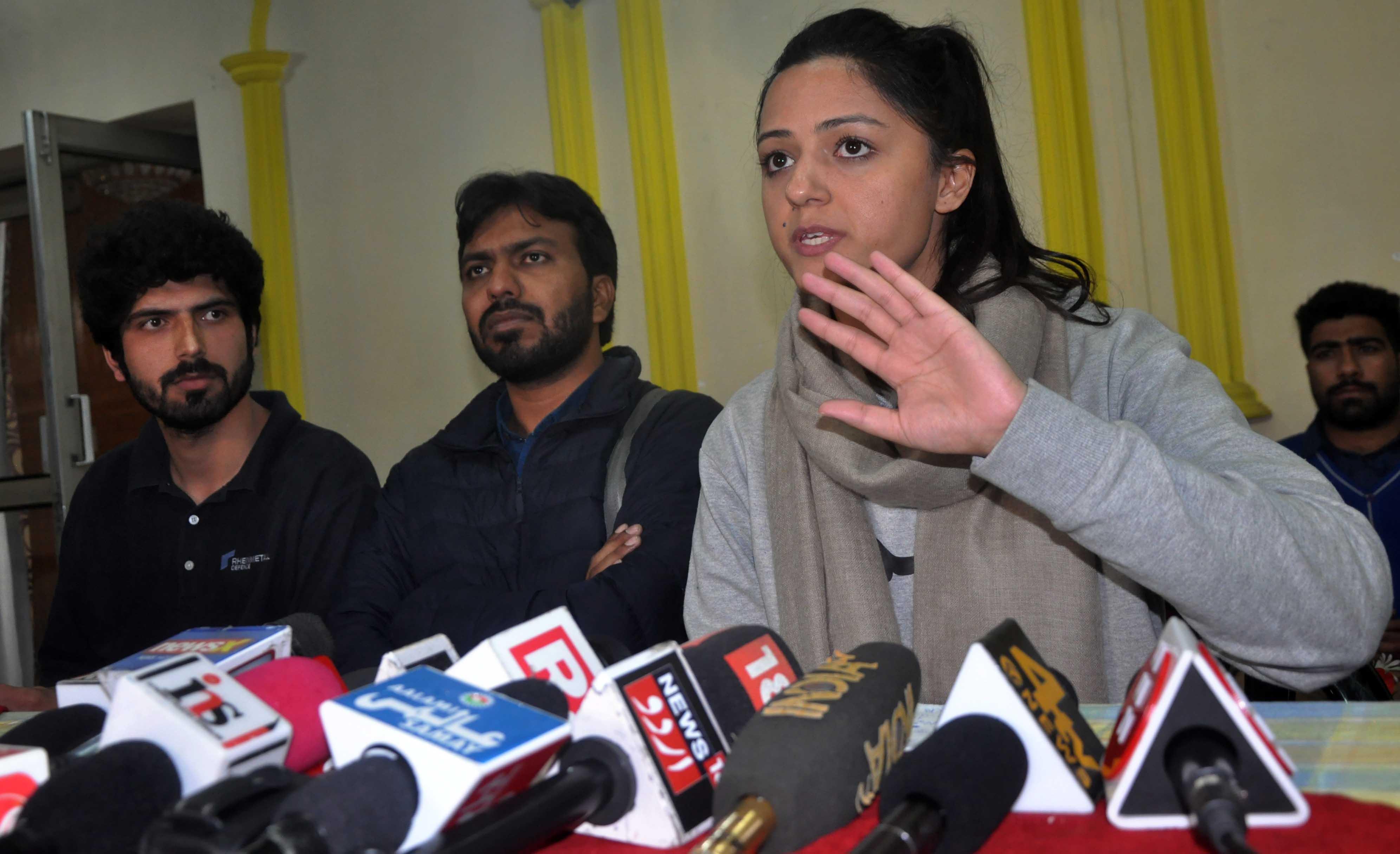 Urgent need to throw BJP out of power: Shehla Rashid Shora